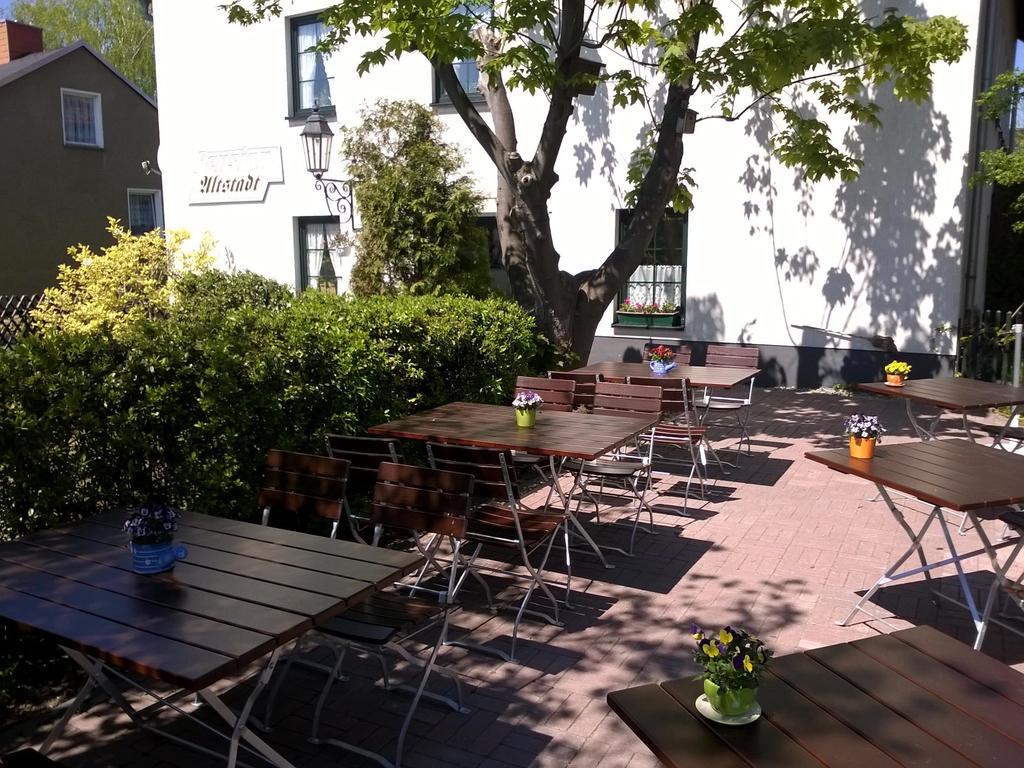 Pension Altstadt Борна Екстериор снимка