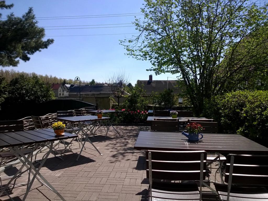 Pension Altstadt Борна Екстериор снимка